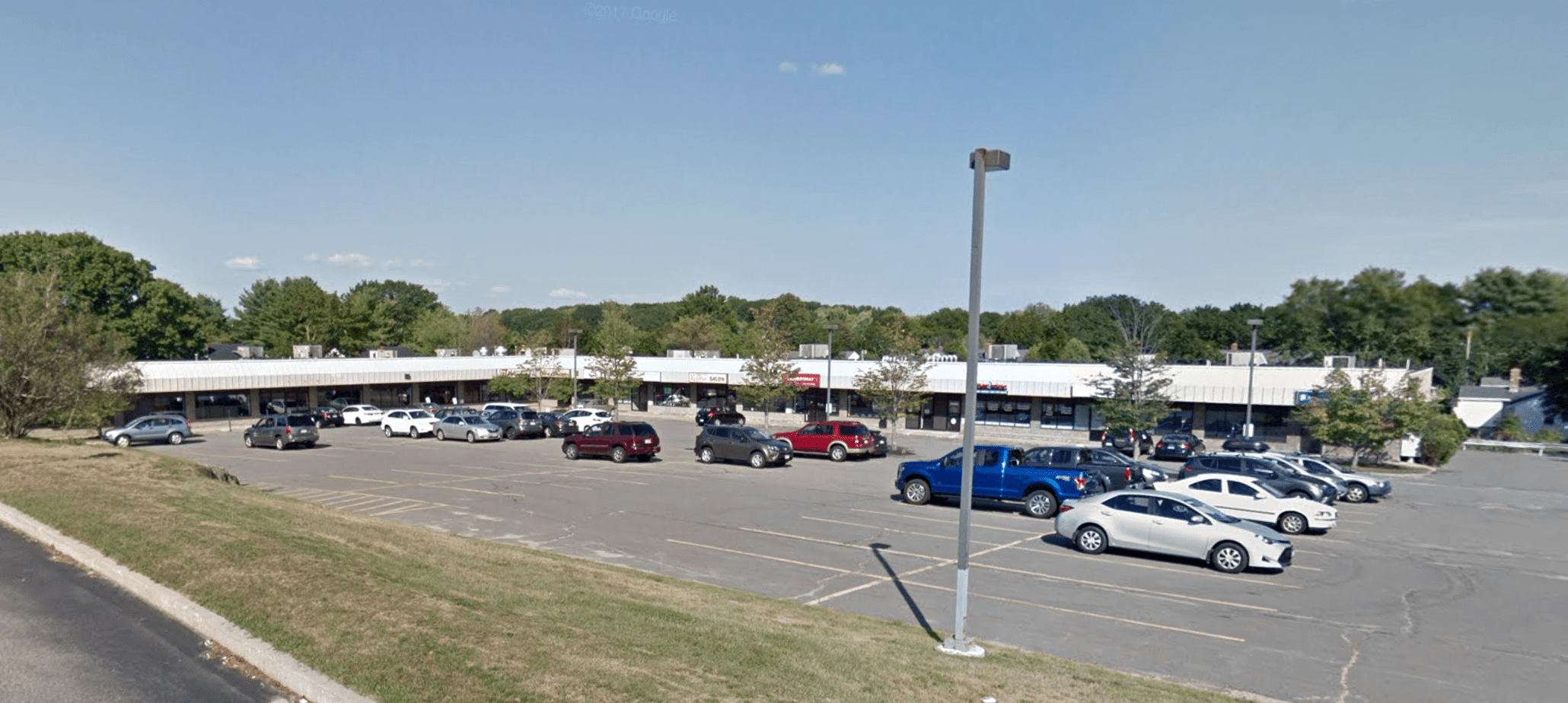 CARDENTE REAL ESTATE SELLS 24,510 +/ SF RETAIL CENTER IN PORTLAND